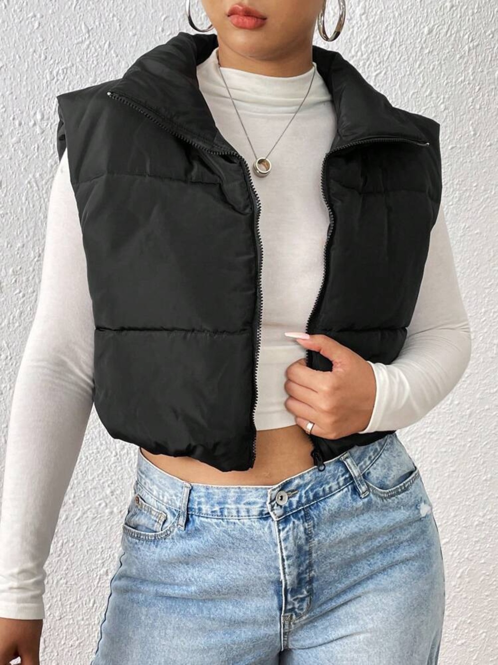 SHEIN Black Cropped Puffer Vest